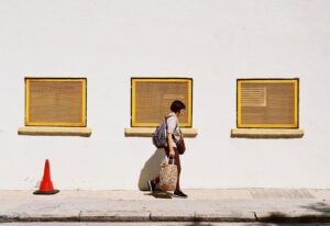 Photo tourist guiding