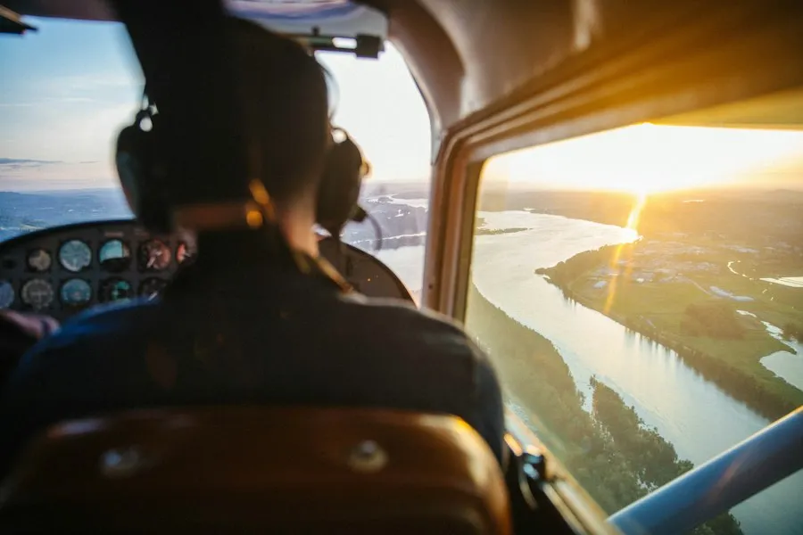 Photo flight information guide